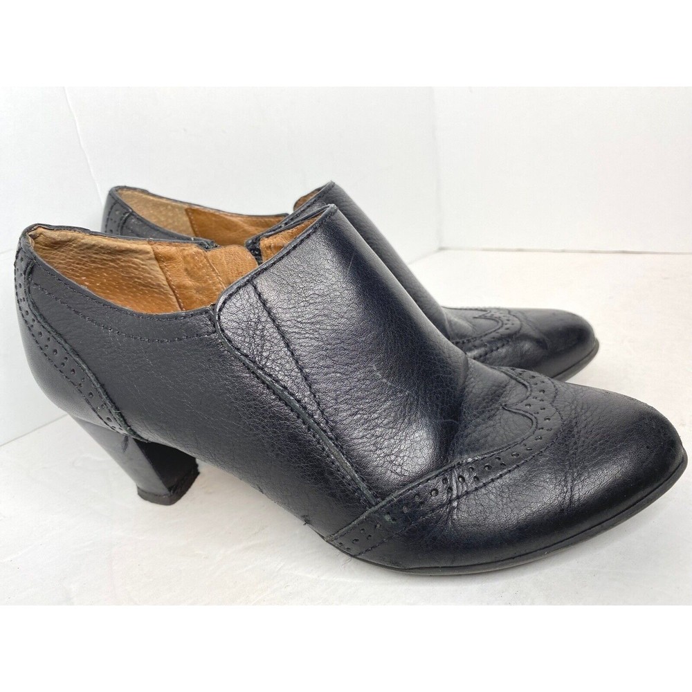 Nurture Haddie Black Leather Brogue Wing Tip Side Zip Heel Booties Wmns. Sz. 7.5